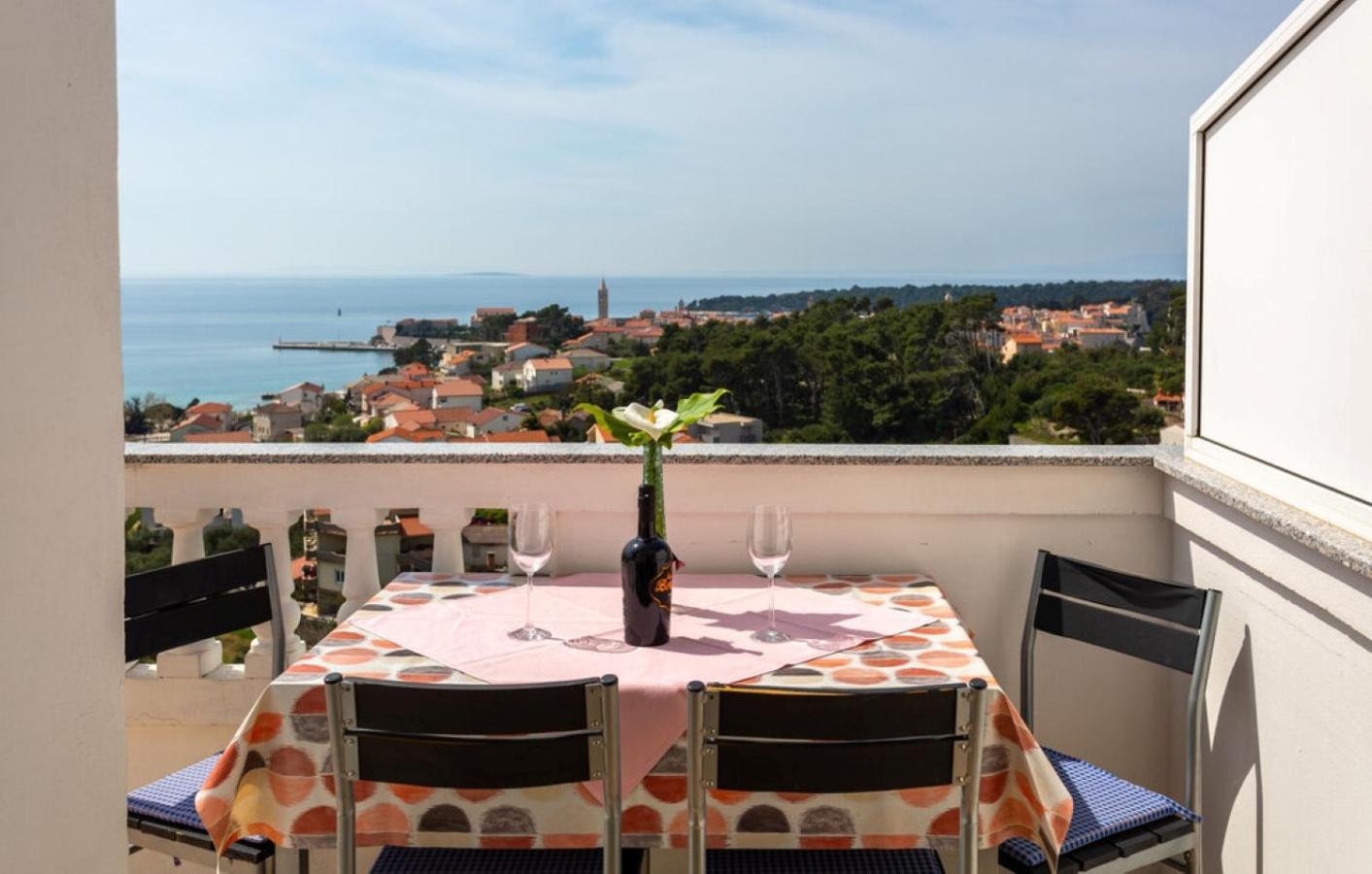 Guest House Lucija Banjol Bagian luar foto