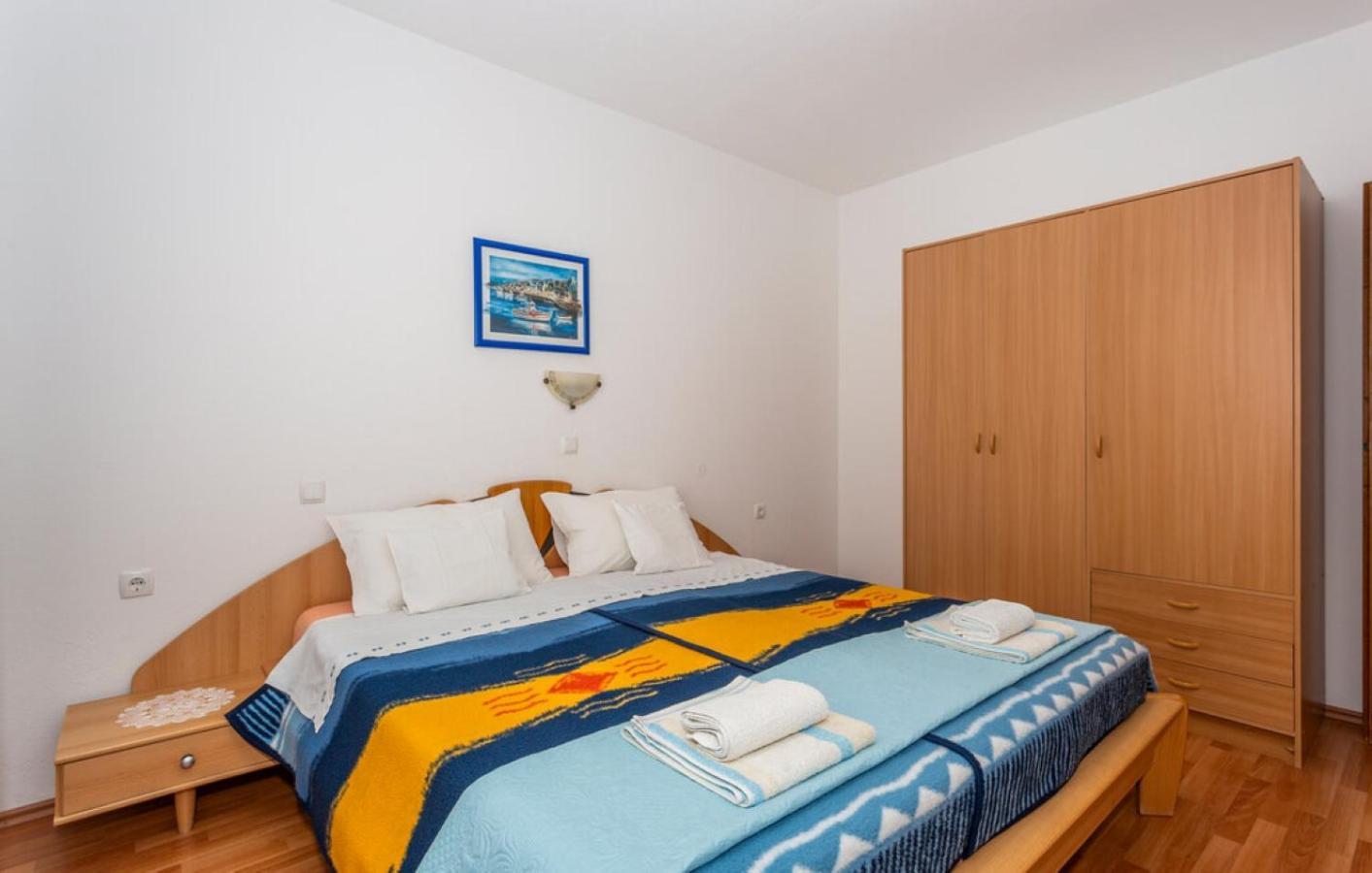 Guest House Lucija Banjol Ruang foto